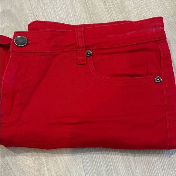 Kut from the Kloth Vibrant Red Jean Shorts - Picture 6 of 6